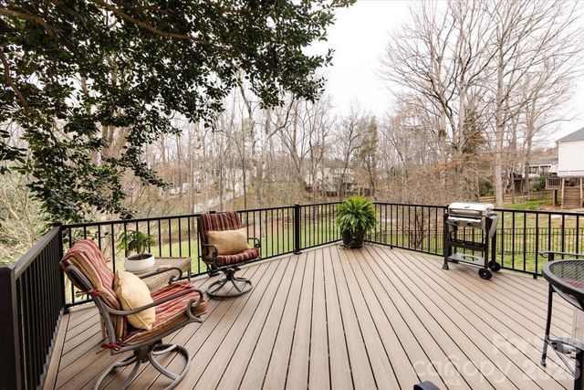 5803 Silver Creek Drive, Waxhaw, NC 28173