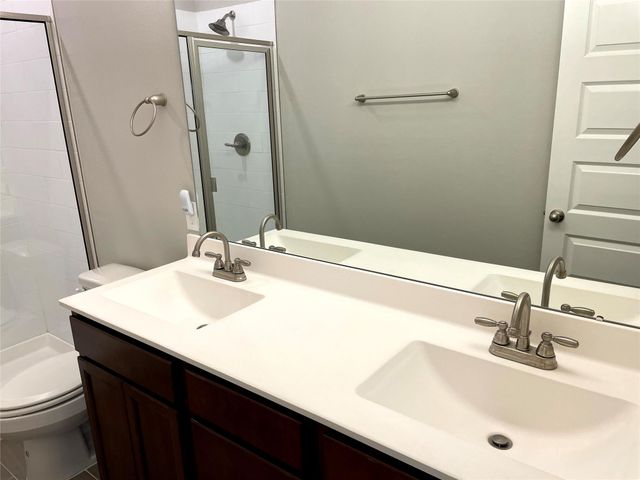 101 Wickersham B, Conroe, TX 77304