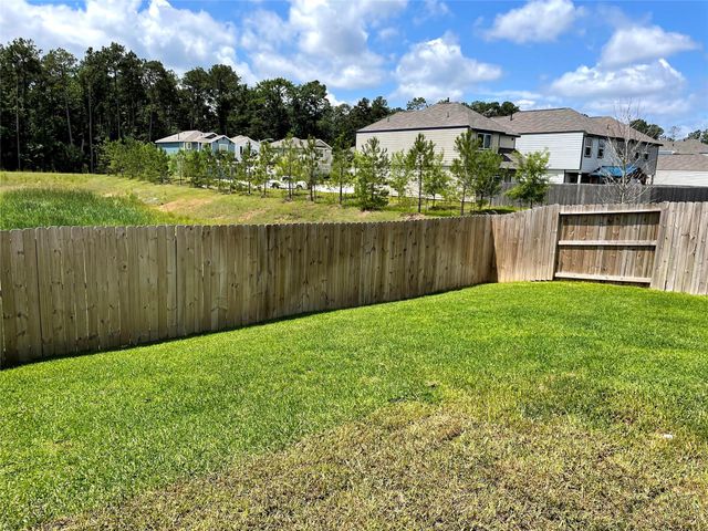 101 Wickersham B, Conroe, TX 77304