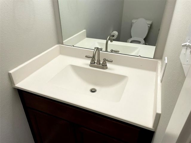 101 Wickersham B, Conroe, TX 77304