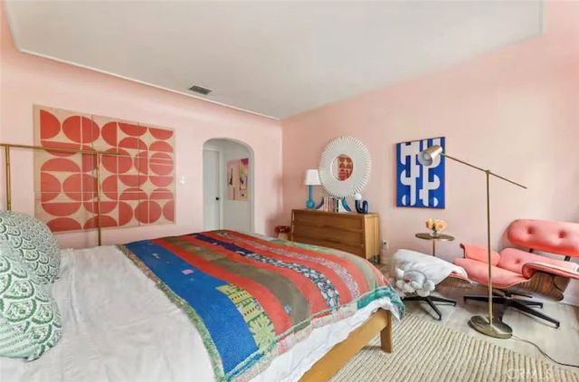 3364 Bennett, Los Angeles, CA 90068