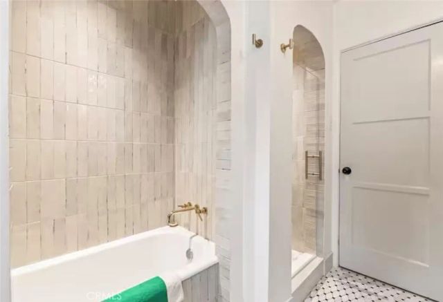 3364 Bennett, Los Angeles, CA 90068