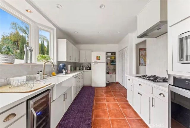 3364 Bennett, Los Angeles, CA 90068