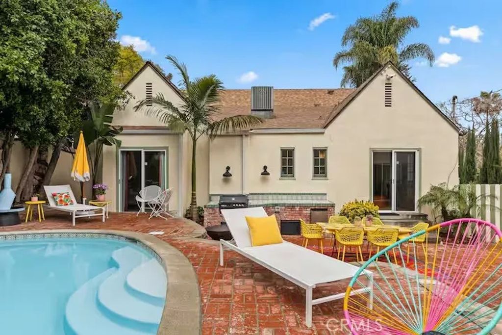 3364 Bennett, Los Angeles, CA 90068