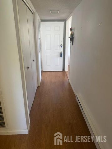 487 Somerset Lane B, Monroe, NJ 08831
