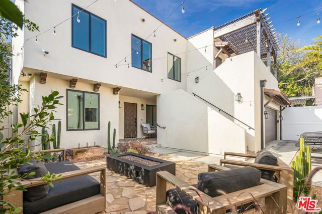 1031 Havenhurst Drive, West Hollywood, CA 90046