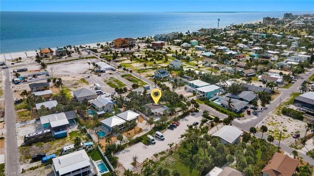 206 Connecticut ST, Fort Myers Beach, FL 33931