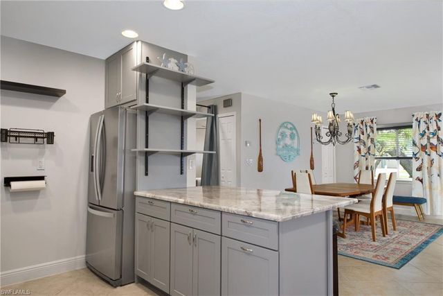 206 Connecticut ST, Fort Myers Beach, FL 33931