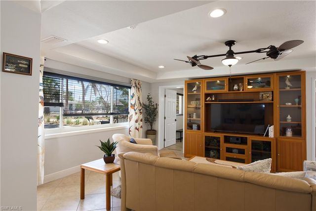 206 Connecticut ST, Fort Myers Beach, FL 33931