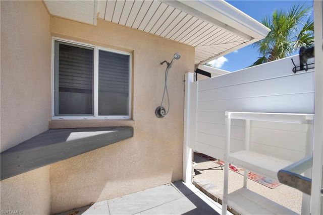 206 Connecticut ST, Fort Myers Beach, FL 33931