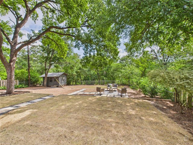 7019 Creighton LN, Austin, TX 78723