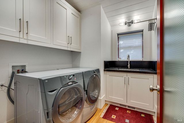 1467 Kearney St, St. Helena, CA 94574