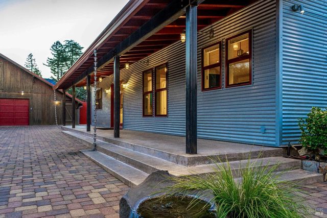 1467 Kearney St, St. Helena, CA 94574