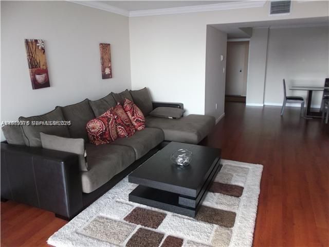 2333 Brickell Ave 2614, Miami, FL 33129