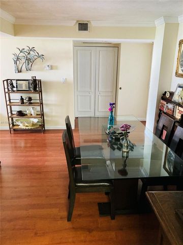 2333 Brickell Ave 2614, Miami, FL 33129