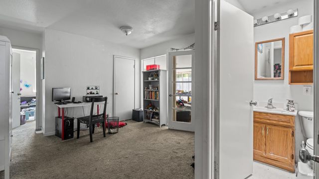 317 Grape St, Vacaville, CA 95688