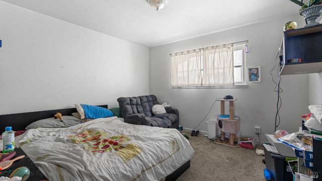 317 Grape St, Vacaville, CA 95688