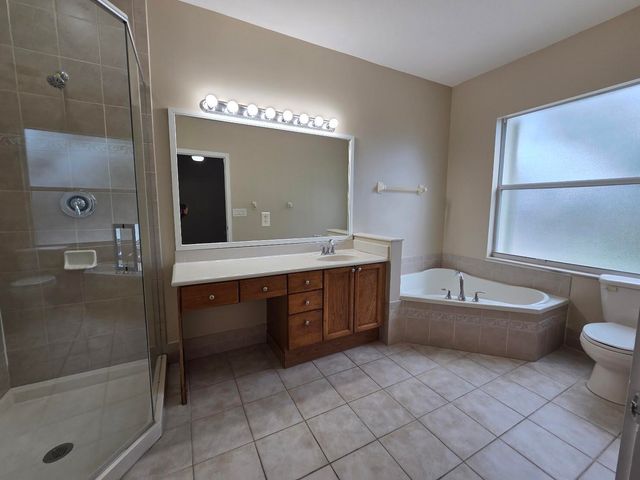 4661 VILLAS SANTORINI Drive, Lake Worth, FL 33461