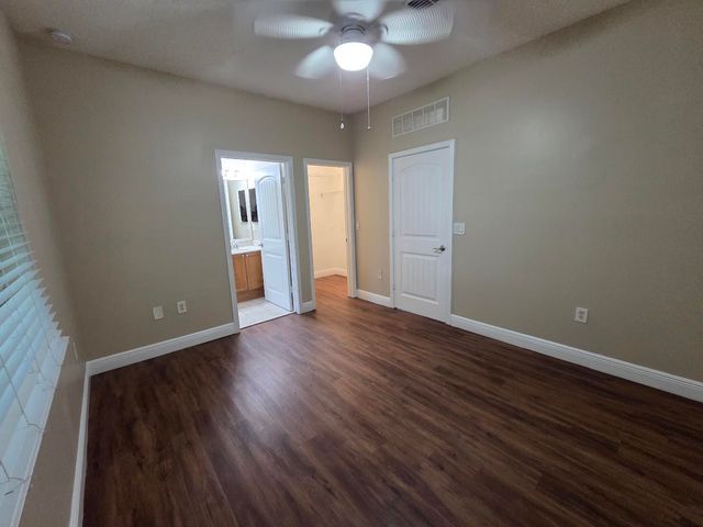 4661 VILLAS SANTORINI Drive, Lake Worth, FL 33461
