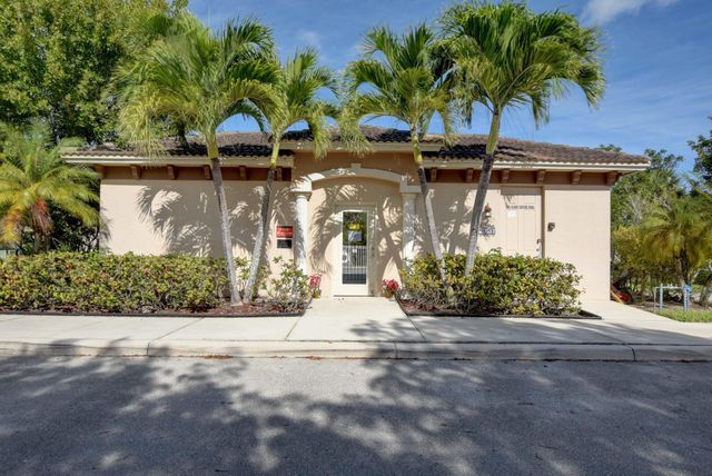 4661 VILLAS SANTORINI Drive, Lake Worth, FL 33461