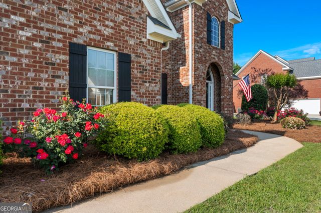 106 Vinings Place Drive, Warner Robins, GA 31088