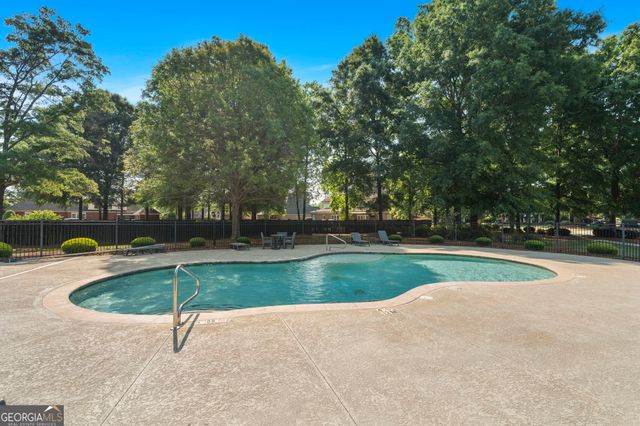 106 Vinings Place Drive, Warner Robins, GA 31088