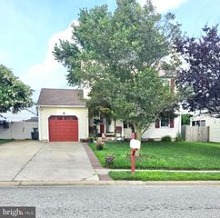 221 ROMEO DR, New Castle, DE 19720