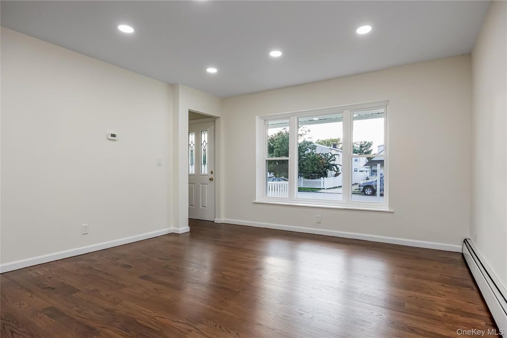 200 Raff Avenue, Elmont, NY 11003 — photo 3