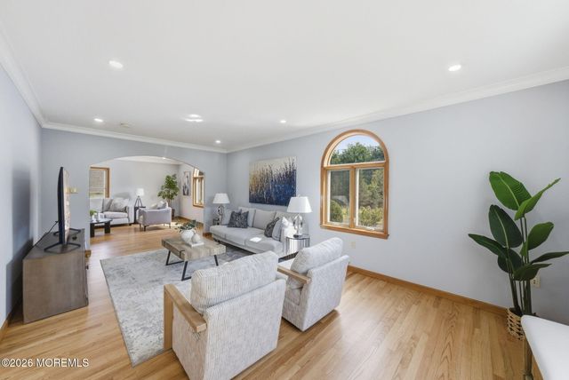 117 Crine Road, Morganville, NJ 07751