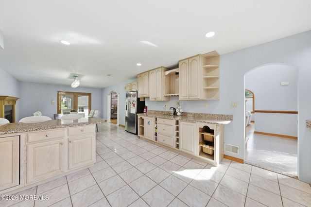 117 Crine Road, Morganville, NJ 07751