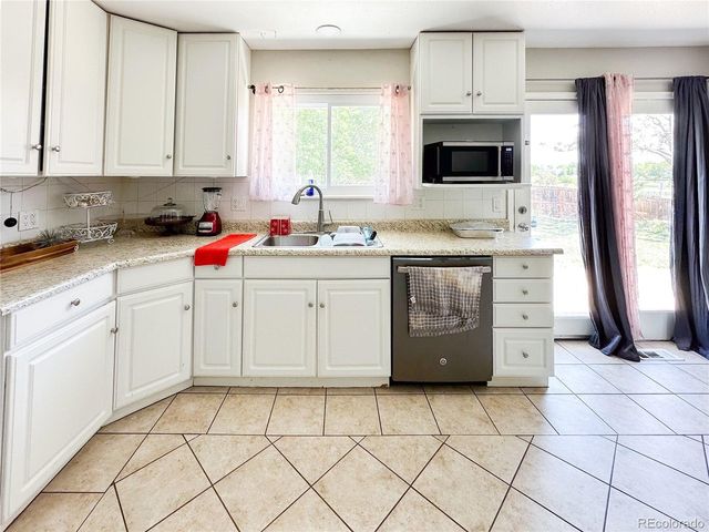 17891 E Florida Ave, Aurora, CO 80017