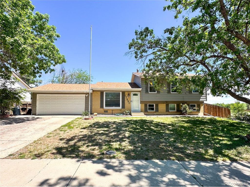 17891 E Florida Ave, Aurora, CO 80017
