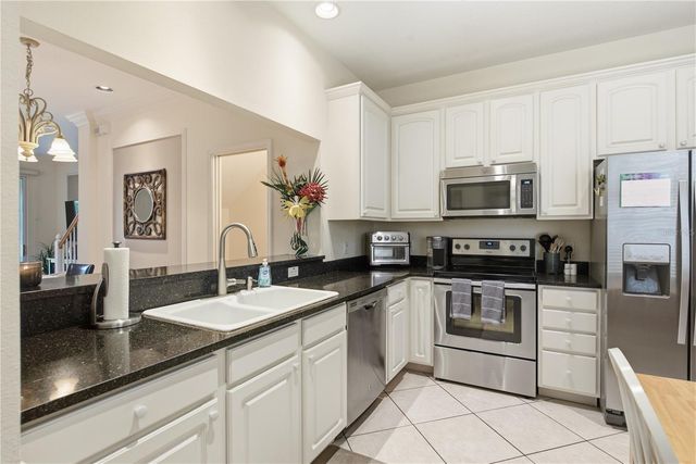 3316 COVERED BRIDGE DRIVE E, Dunedin, FL 34698