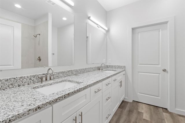 223 W Walker Street, Denison, TX 75020