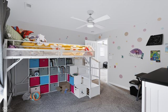 944 Rushmore Drive, Pittsboro, IN 46167