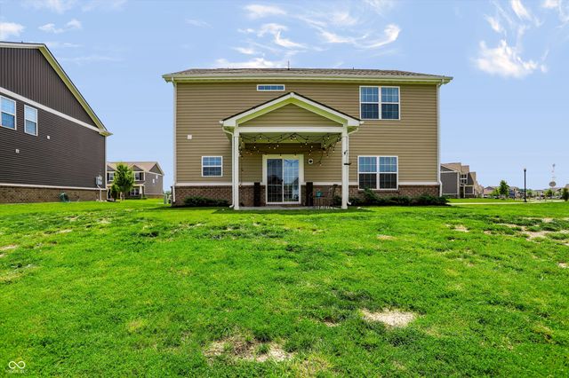 944 Rushmore Drive, Pittsboro, IN 46167