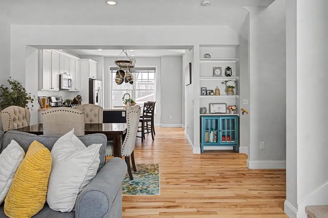 276 O'Brien Farm Road, South Burlington, VT 05403