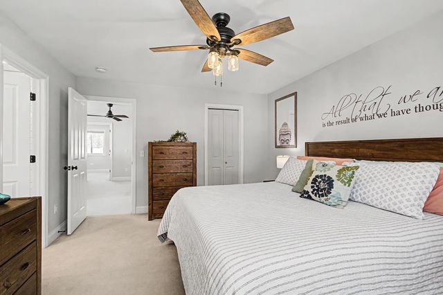 276 O'Brien Farm Road, South Burlington, VT 05403