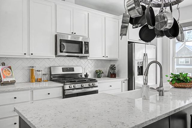 276 O'Brien Farm Road, South Burlington, VT 05403