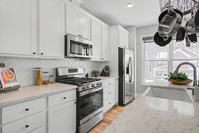 276 O'Brien Farm Road, South Burlington, VT 05403