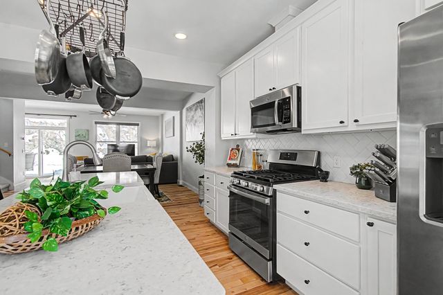 276 O'Brien Farm Road, South Burlington, VT 05403