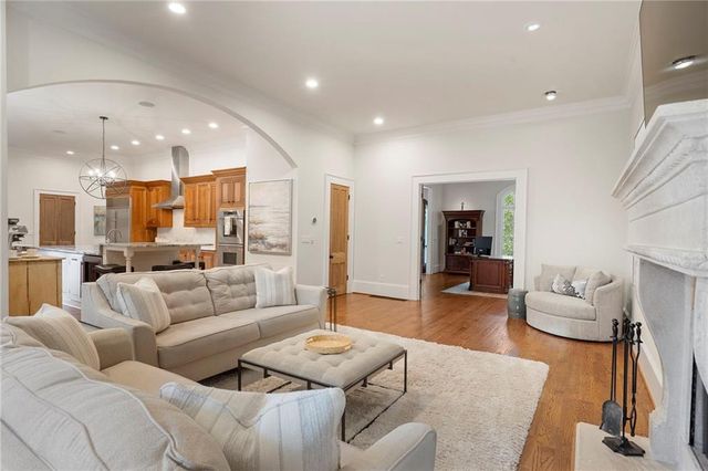 738 Wildwood Road, Atlanta, GA 30324