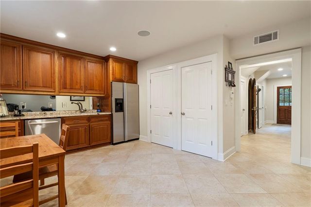 738 Wildwood Road, Atlanta, GA 30324