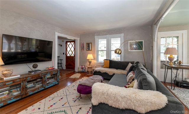 322 N Midland Avenue, Nyack, NY 10960