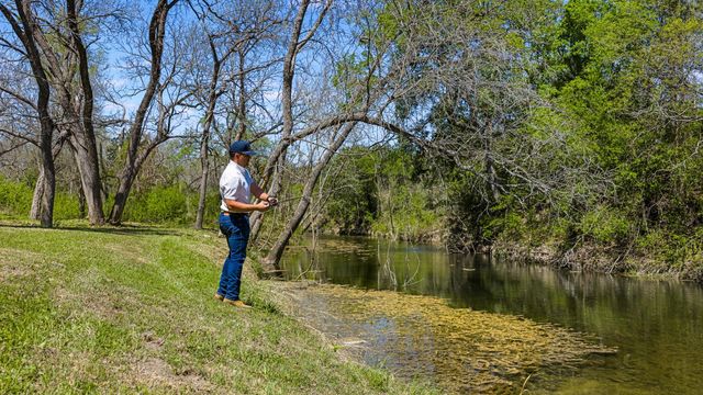 3680 County Road 245, Florence, TX 76527