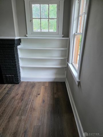 2324 Eastview 2322, Dayton, OH 45405