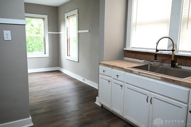 2324 Eastview 2322, Dayton, OH 45405
