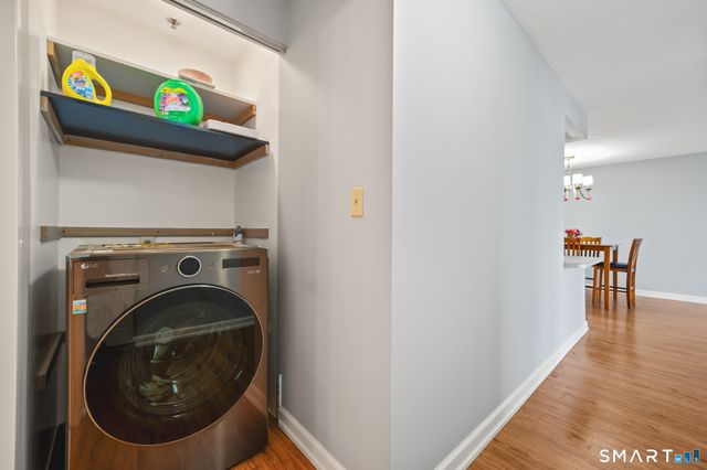 111 Dekoven Drive 703, Middletown, CT 06457