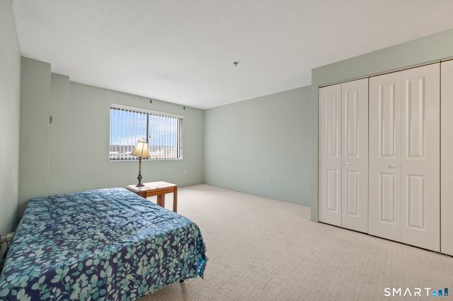 111 Dekoven Drive 703, Middletown, CT 06457