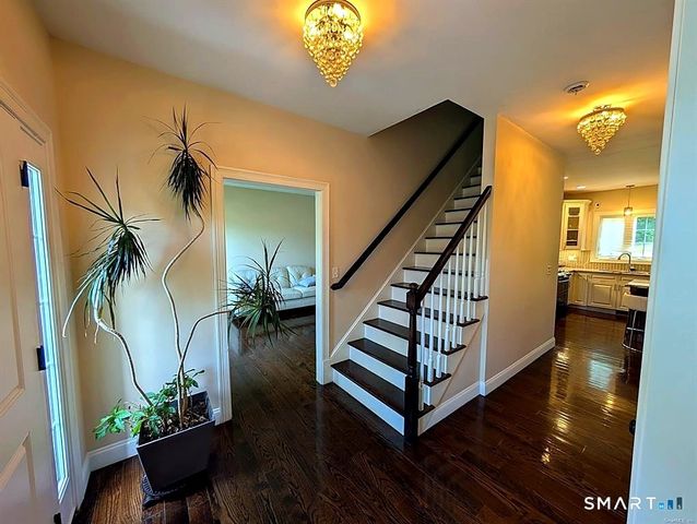 79 High Ledge Circle, Manchester, CT 06040